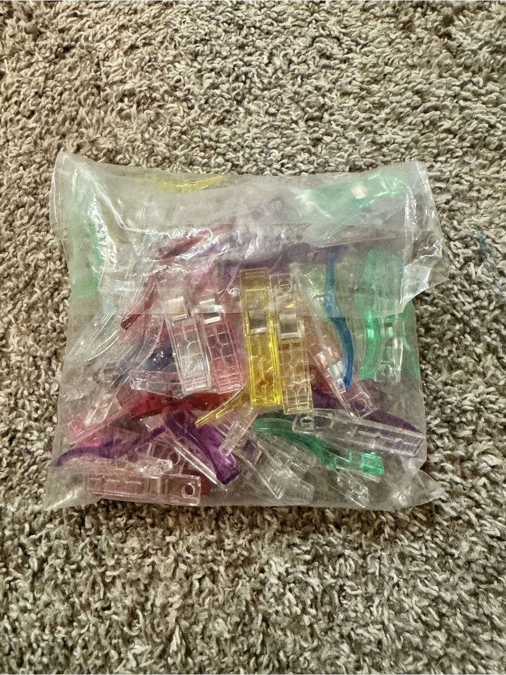 Multicolor Plastic sewing Clips - Assorted Colors